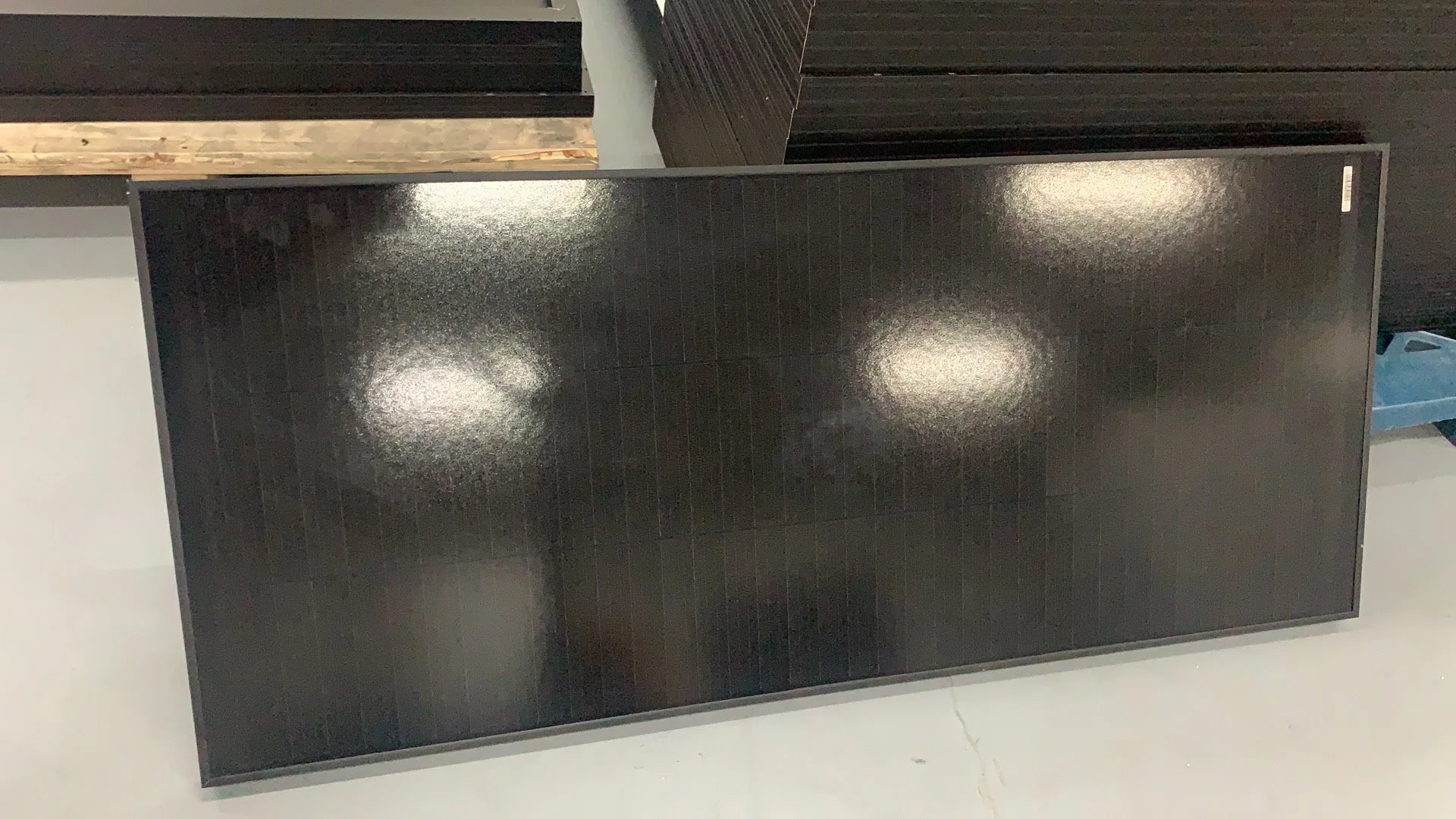 120W Shingle Cell Ultra Black Solar Panel for Motorhome