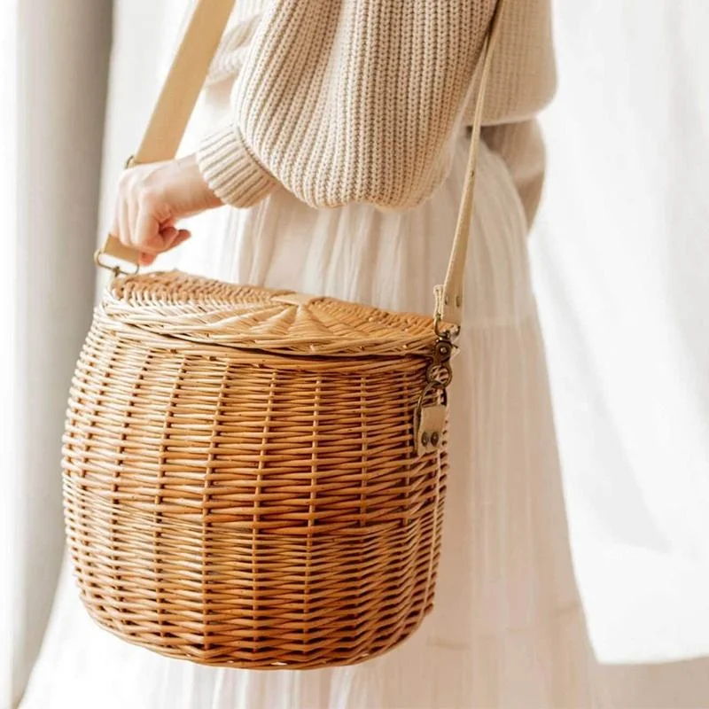 Handmade Round Straw Handwoven Easter Beach Picnic Baskets Rattan Handbags Straw Tote for Women Girls