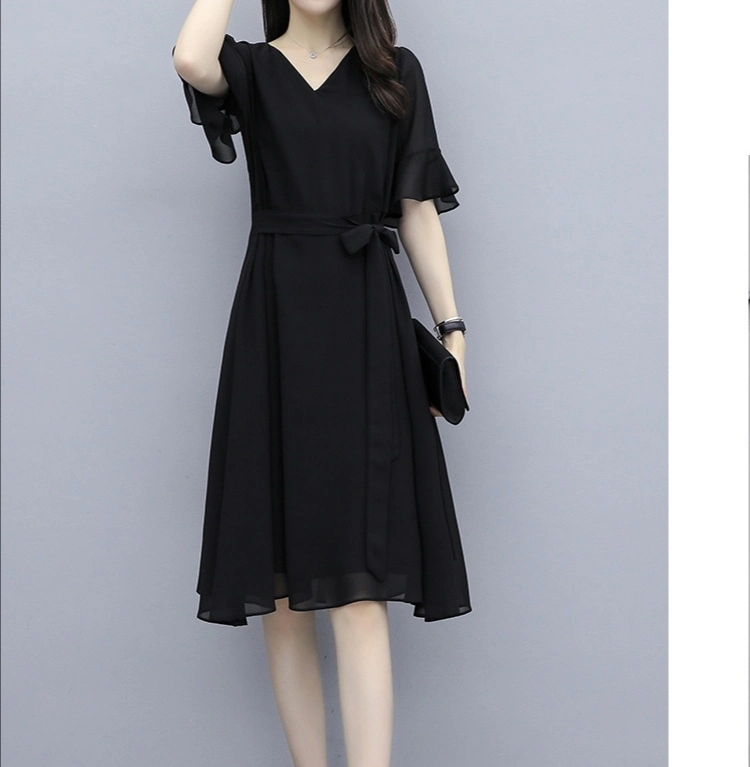 2023 Summer New Style Temperament Thin Hepburn Style V-Neck Short Sleeve Black Chiffon Dress