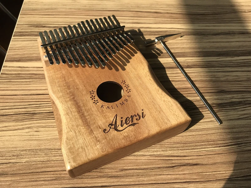 ODM OEM personalizada Koa sólidos instrumentos musicales del teclado Teclas17 para la venta de Piano de pulgar Kalimba