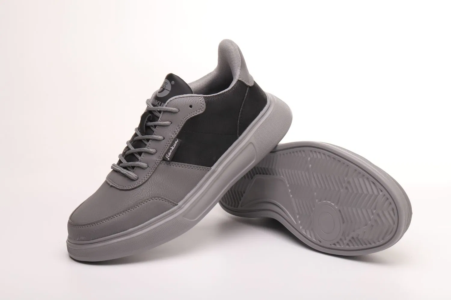 China Schuhe für Männer arbeiten schützend mit Stahl Zehenkappe