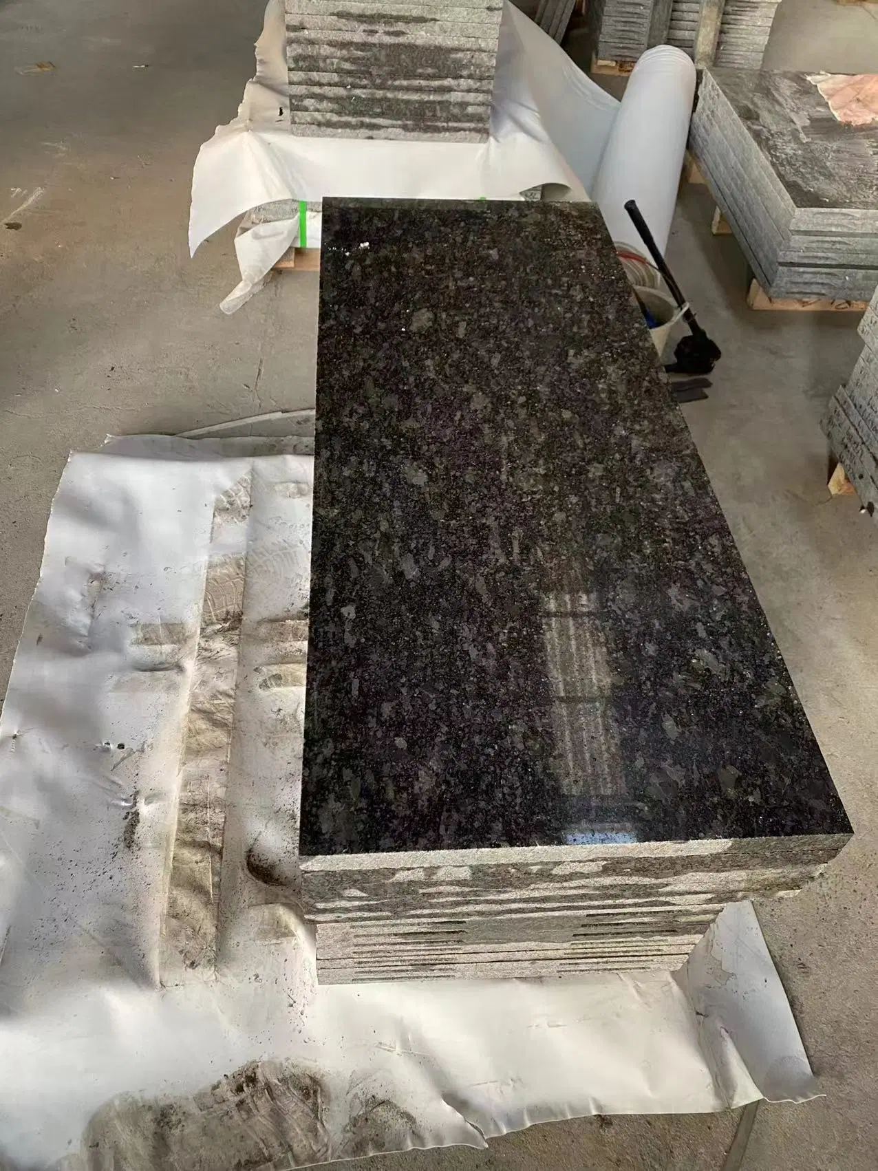 Black Granite for Buliding Materials, Stairs, Step, Pedestal, Countertops