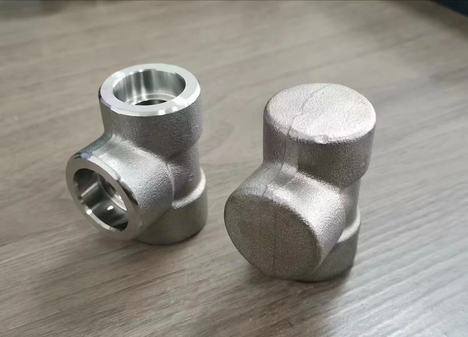 304 Stainless Steel Threaded Tee - 3000lb Forged High Pressure Tee Internal Wire Joint Pipe Fittings Wholesale/Supplier