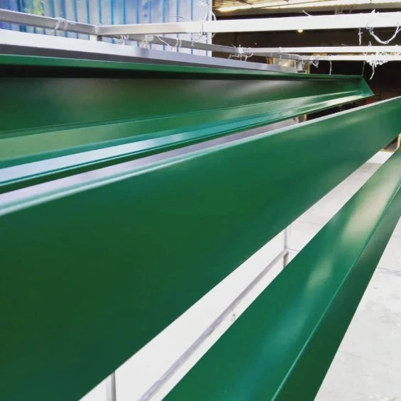 Ral6005 Green Color Polyester Powder Coating Semi-Gloss for Fencing