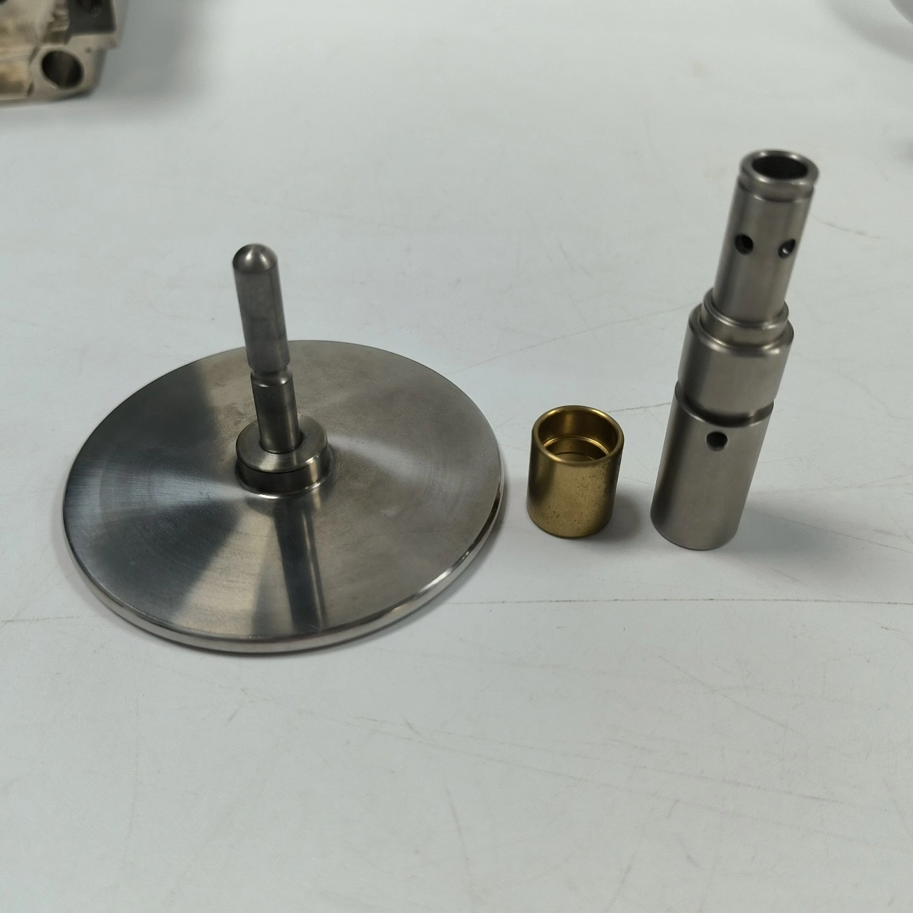 OEM Custom Metal Milling Service de tournage découpe au laser aluminium CNC Machining Parts machine Automotive Component