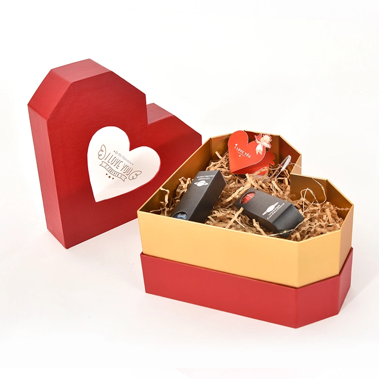 Boîte de chocolats en forme de cœur en papier avec logo imprimé sur mesure pour l'emballage de cadeau de la Saint-Valentin.