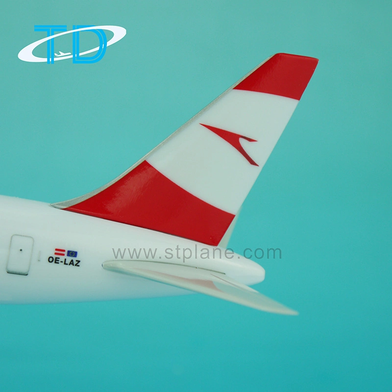 Austrian B767-300 ABS Plastic Boeing 27cm Promotional Model Aeroplane Gift