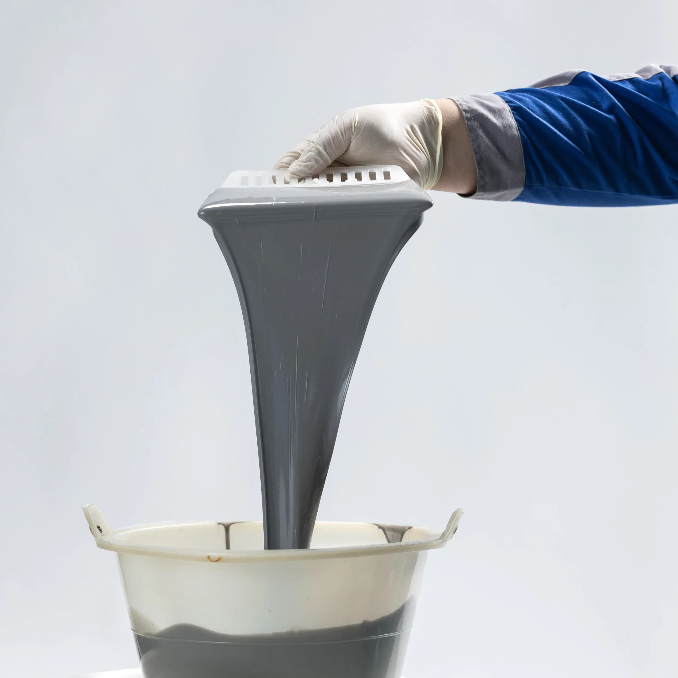 One-Component PU Waterproofing Coating Bonding to Various Substrates