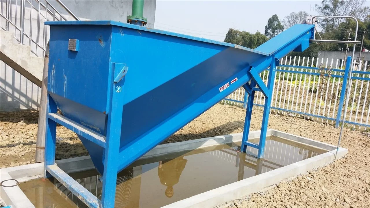 Spiral Grit-Water Separator for Separating Sand-Water Mixture From Grit Chamber