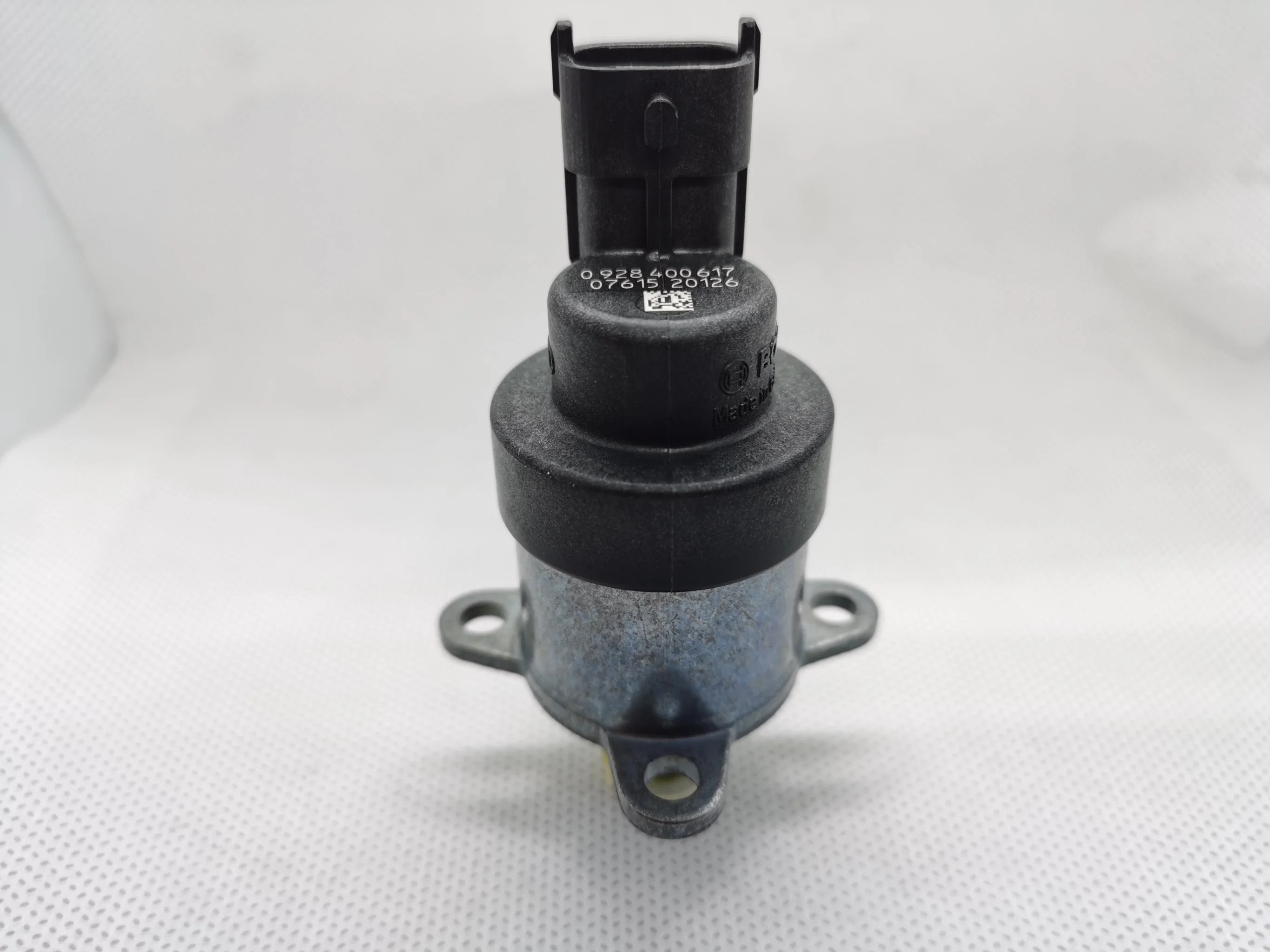 Chinese Brand Huasen Diesel Common Rail Measuring Unit Fuel Pressure Control Valve for Bosch 0 928 400 617 Interchange 627 Valve