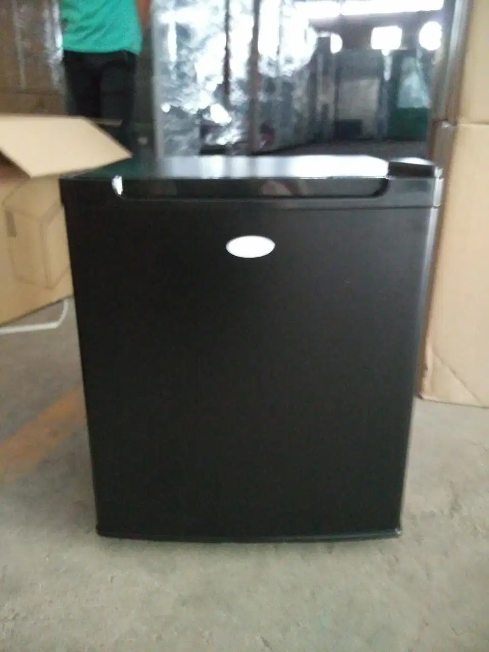 Glass/Solid Door Hotel Mini Bar Fridge Professional Hotel Mini Fridge