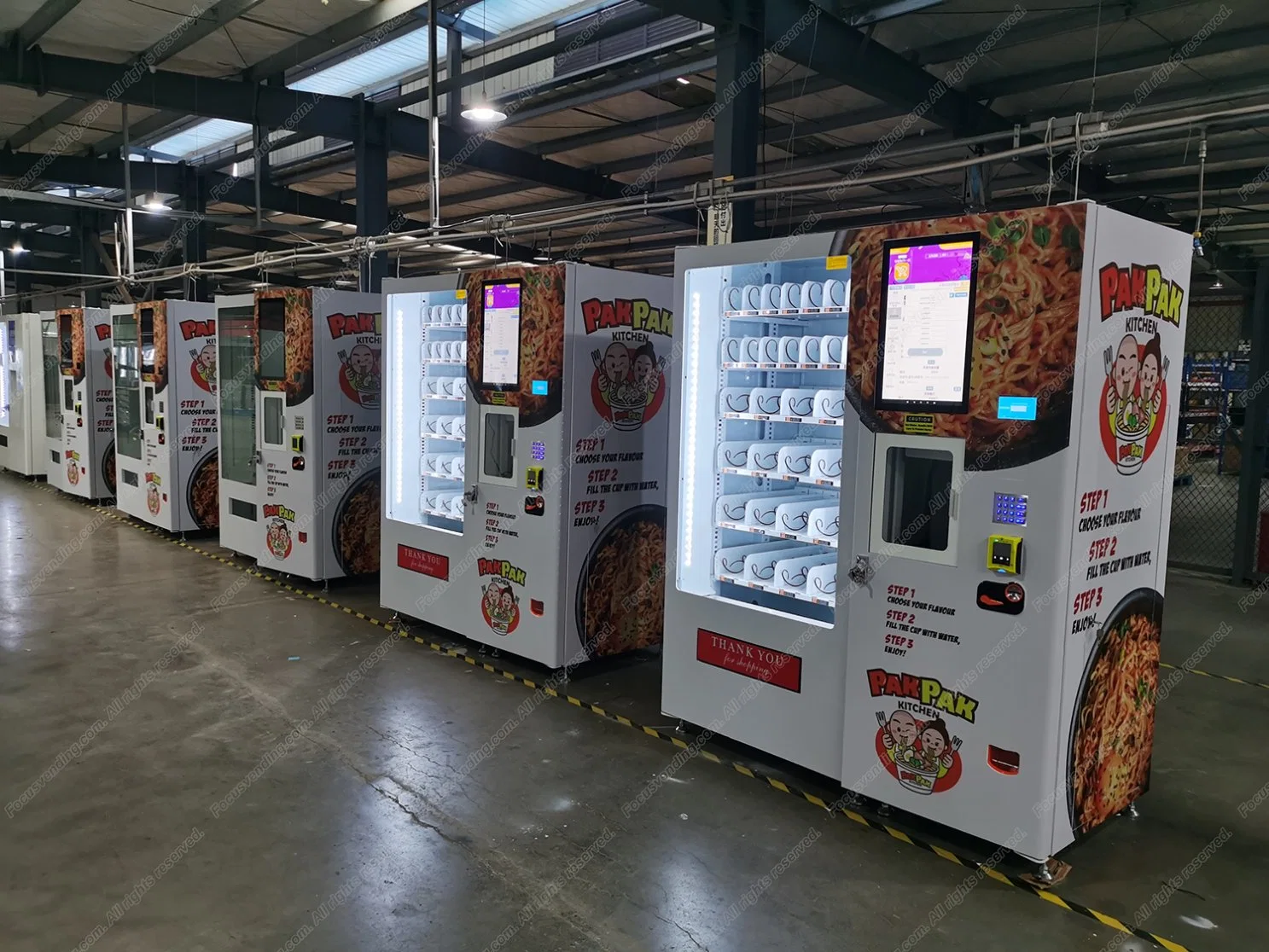 Best Seller Ramen Vending Machine with Hot Water Support Cards/Coins/Notes Payment