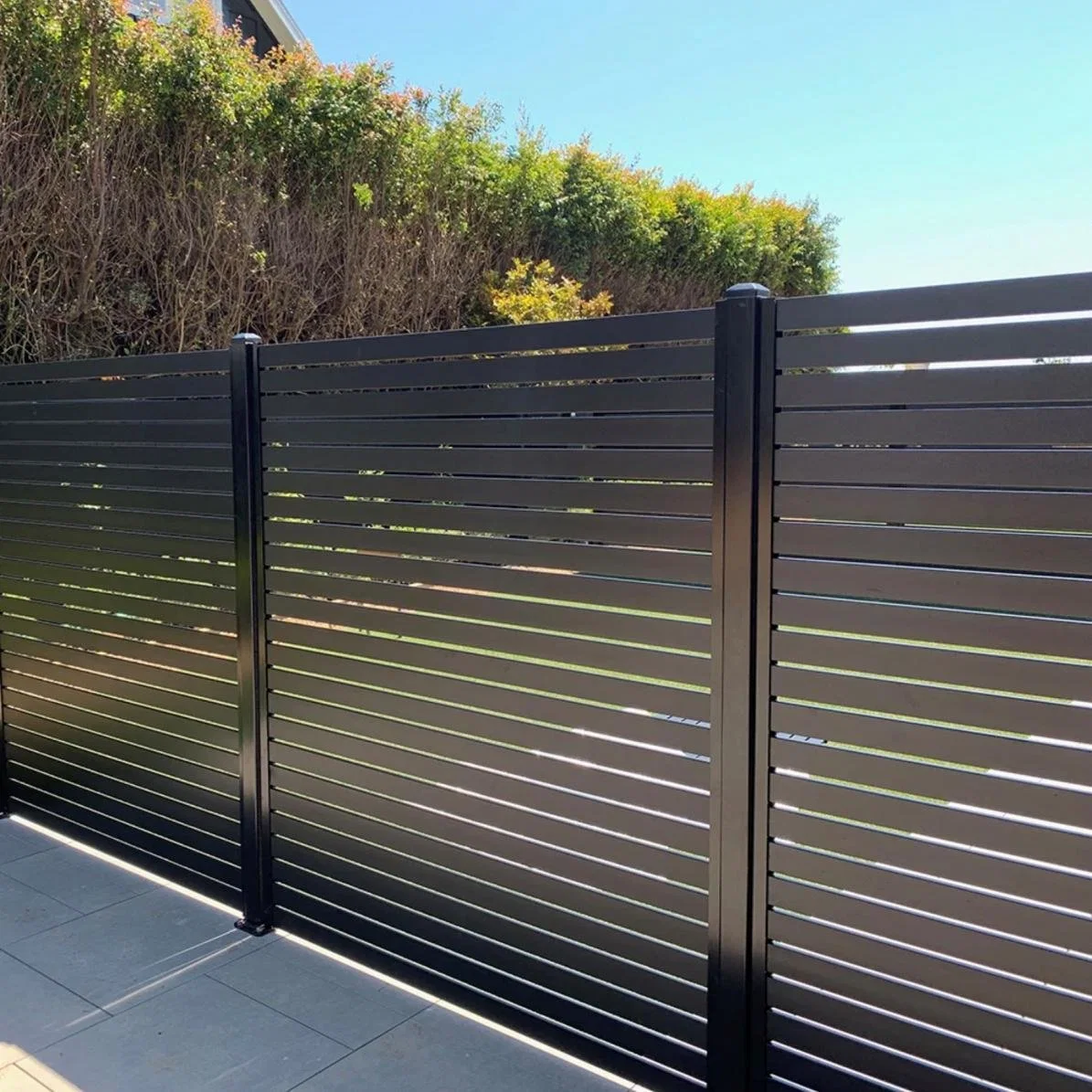 Asequible Ornamental Esgrima Acero Rackable Fence Panel Versai Seguridad Residencial Cercado con garantía 10years