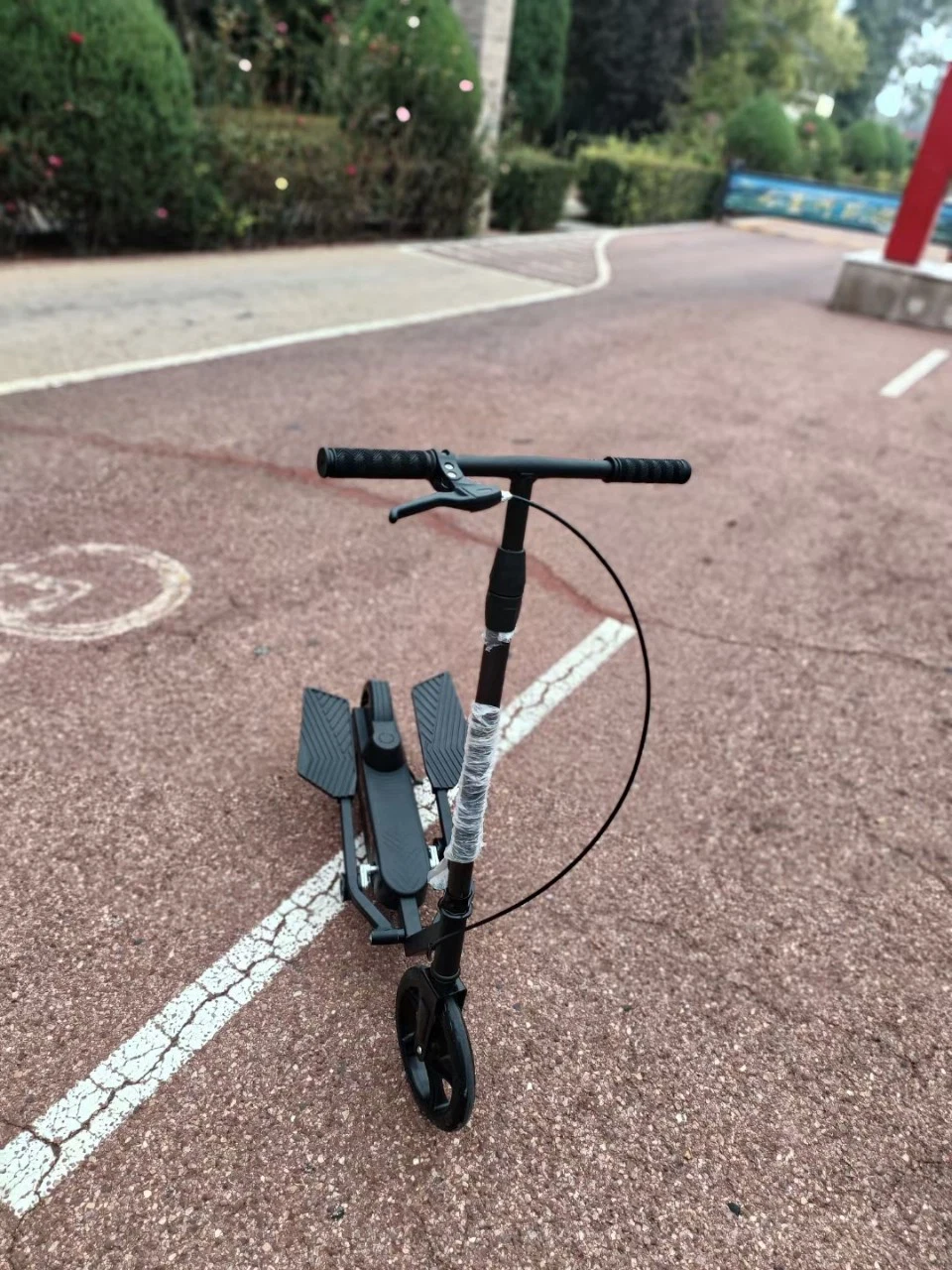 Biplane Scooter à main surdimensionné pliable avec corps tout en métal absorbant les chocs et ailes de frein.