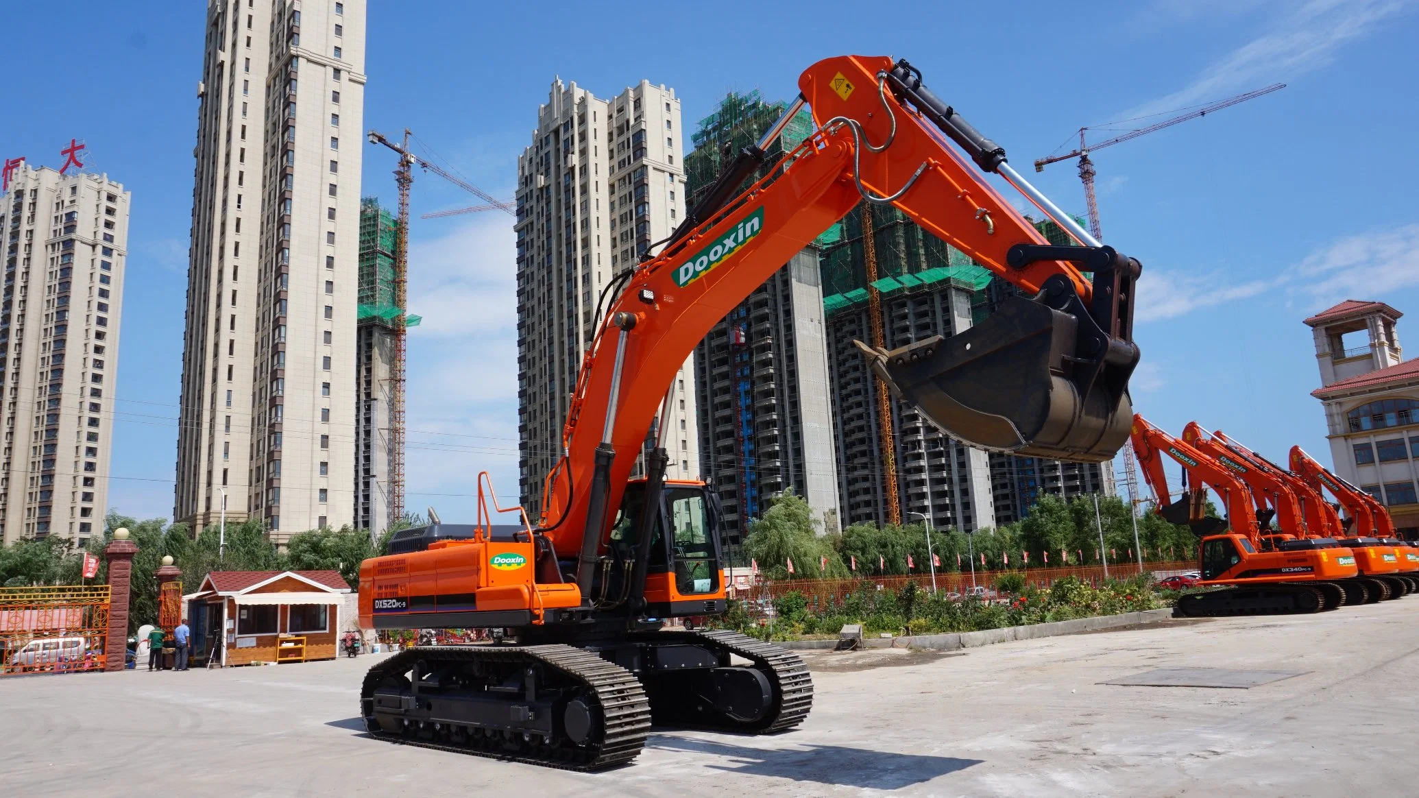 Doosan OEM Fabricante Oficial 21ton 30ton 40ton 50 toneladas Motor Cummins rueda hidráulica excavadora de cadenas para la construcción de trabajo de tierra, minería