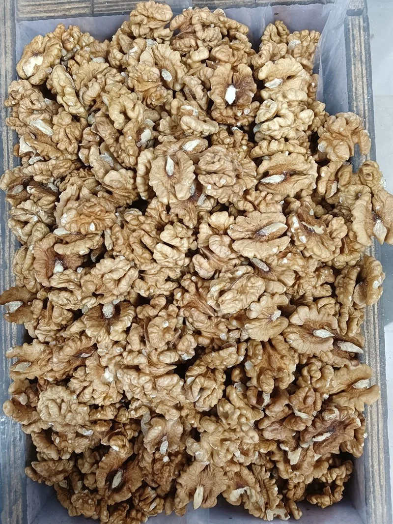 2023 New Crop Light Walnut Kernels From Xinjiang with White Kernels 75%