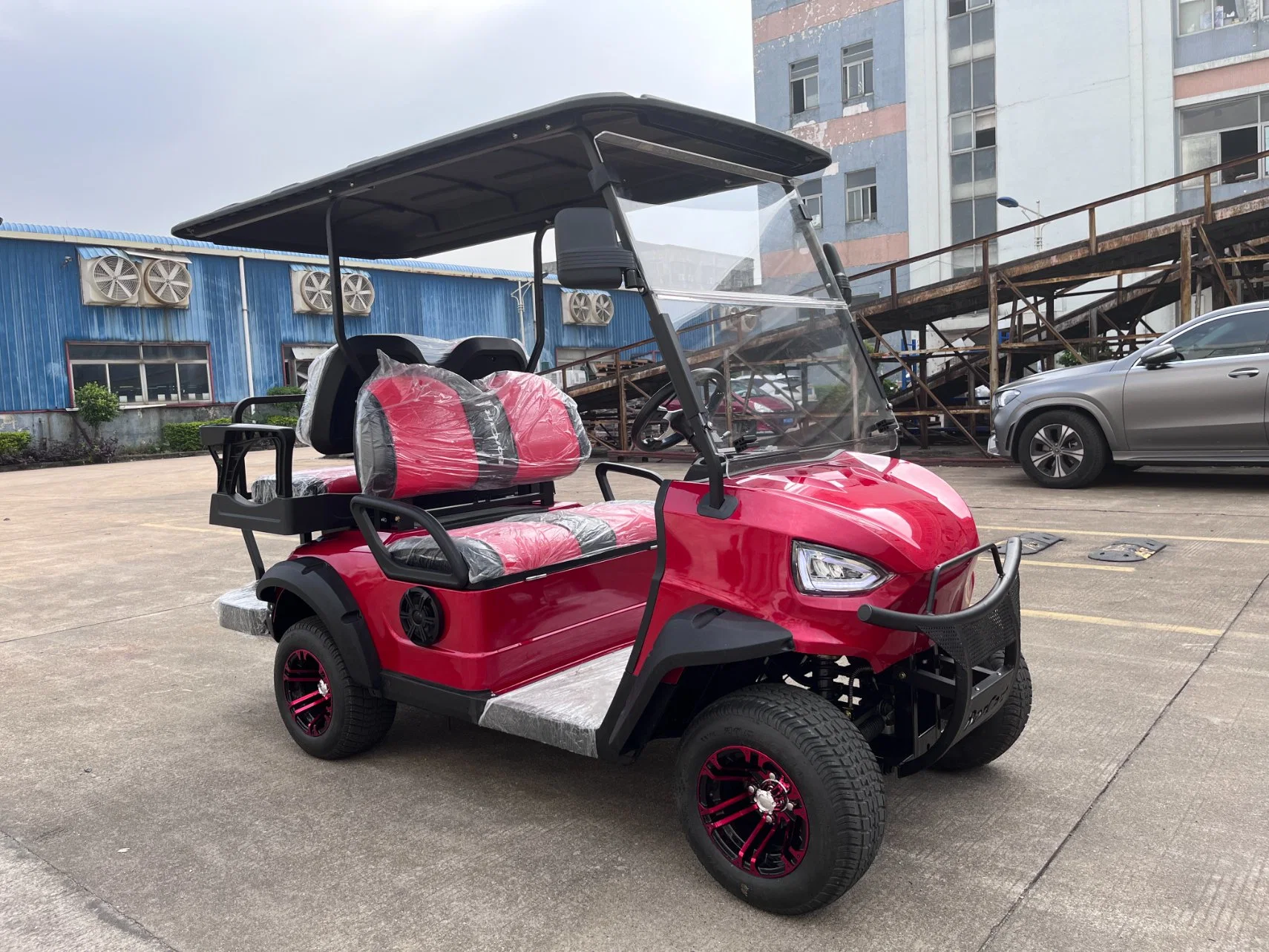 Hot Sales 4 Seater Electric Golf Buggy Cart with CE