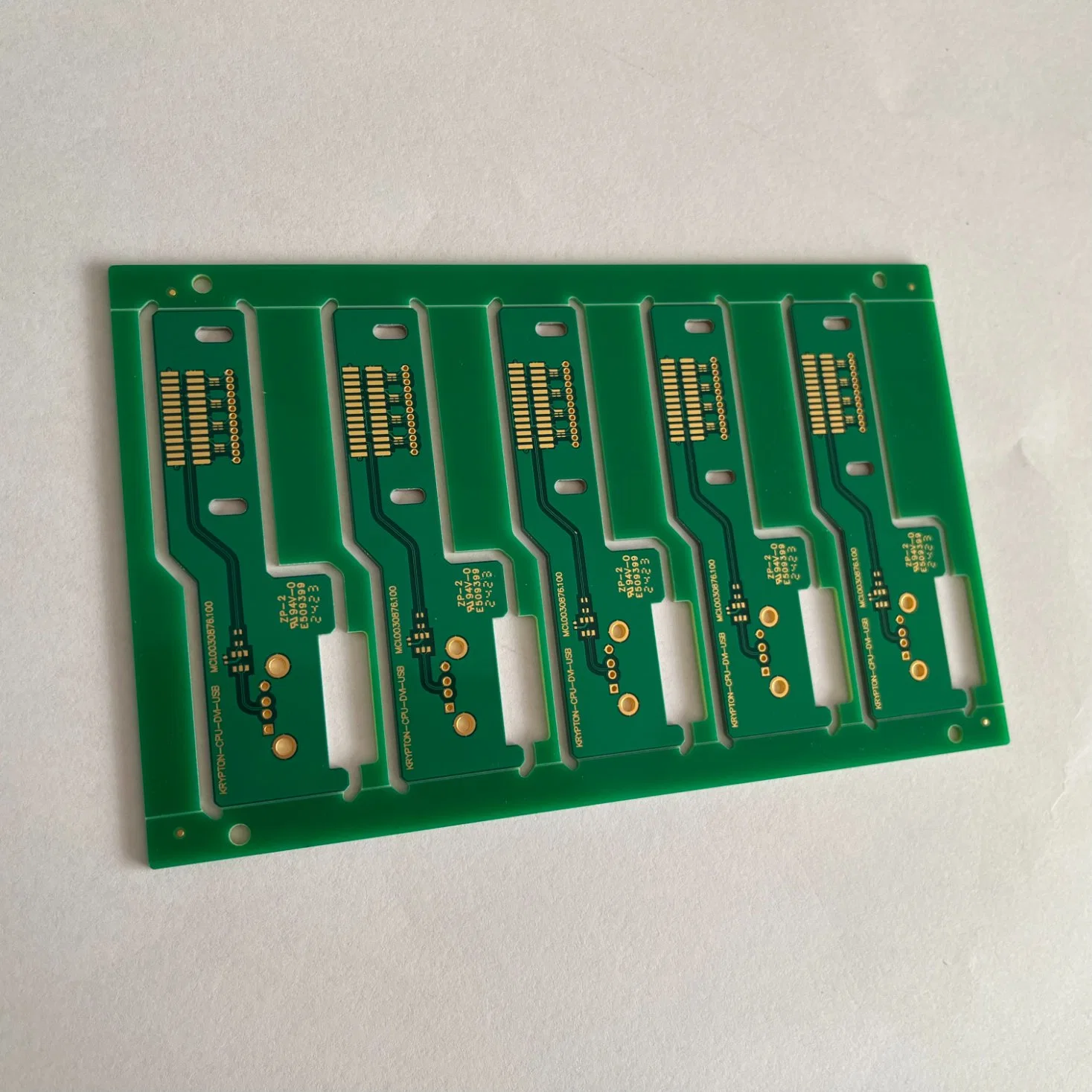 Services de conception et de disposition de circuits imprimés de haute qualité pour les circuits électroniques Assemblage de la carte