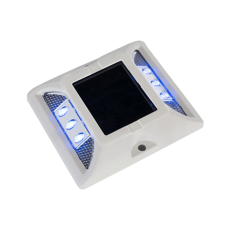 Wholesale/Supplier IP68 Pavement Driveway Traffic Safety Marker Flashing Light Solar Road Studs