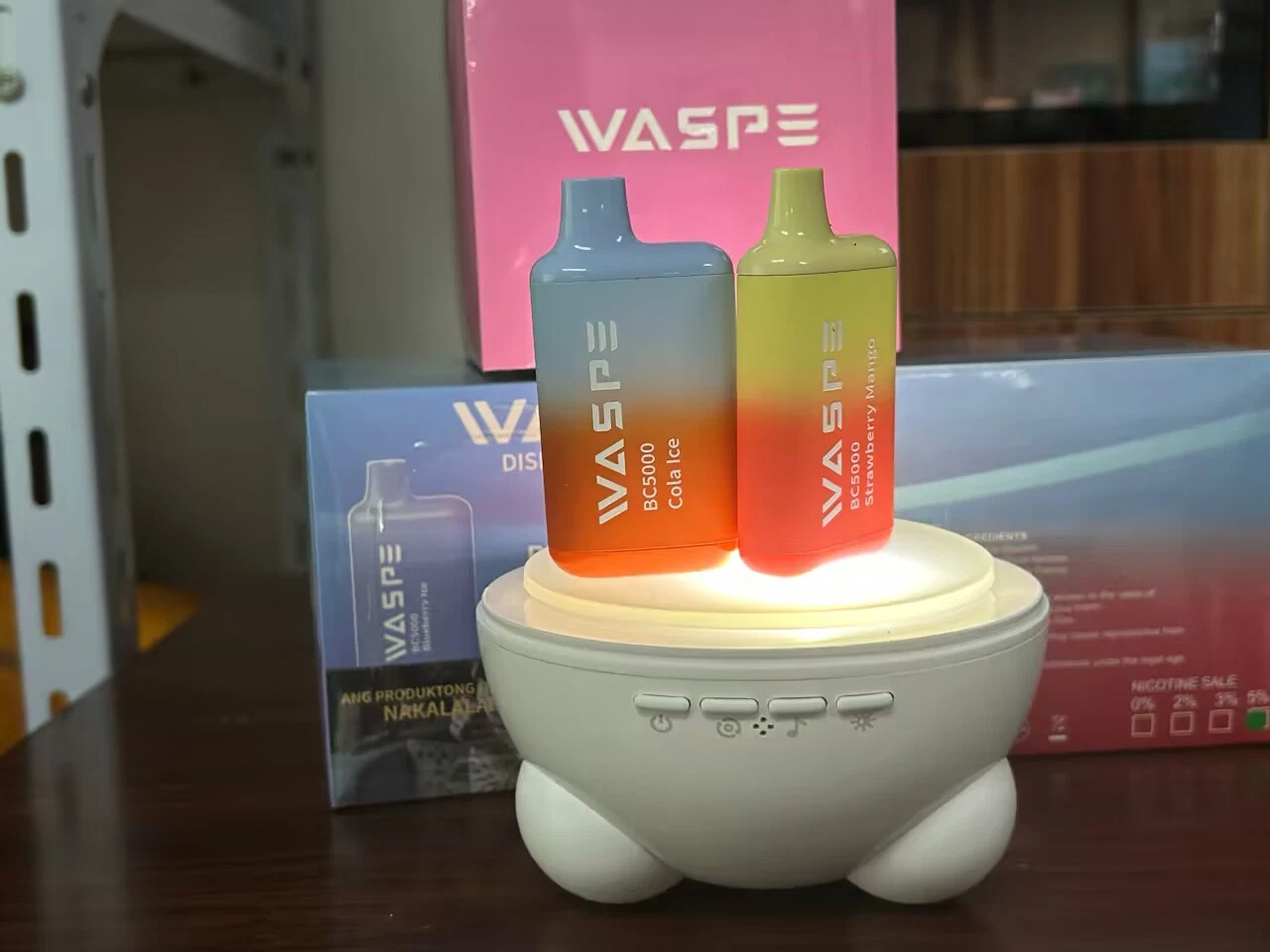 10 Les saveurs d'E-Commerce de gros cigares 5000Waspe bouffées je Vape Mode populaire vaporisateur