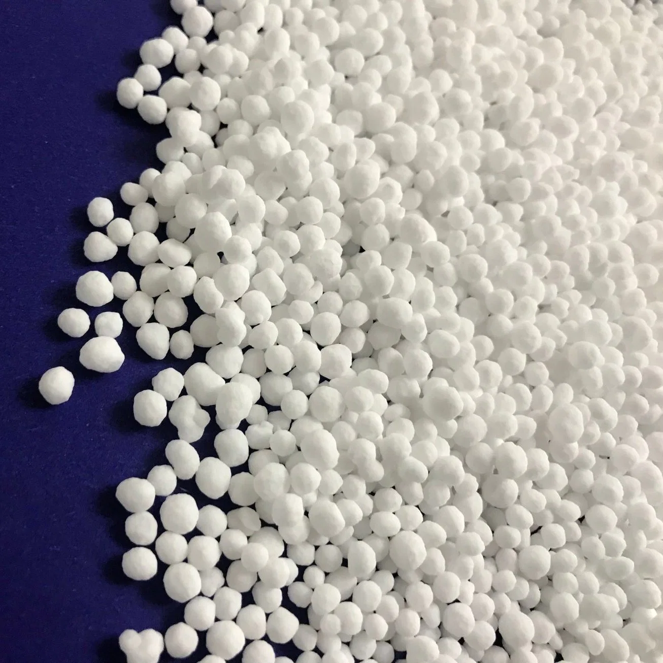 China Supplier Best Price of Urea 46 Nitrogen Fertilizer