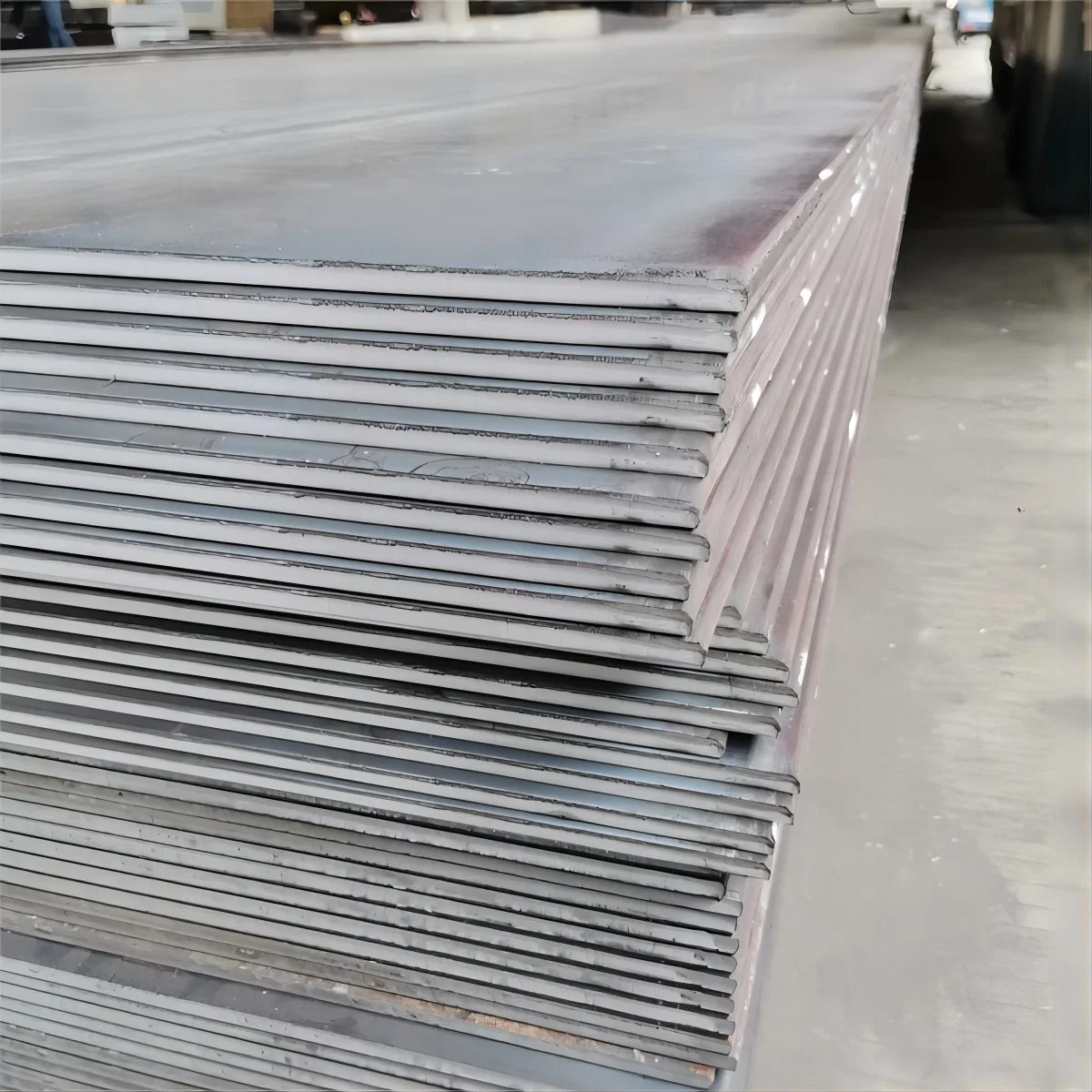 En usine Vente en gros de 6 mm d'épaisseur ASTM A36 4X8 acier en fonte Plaque plate chaude Ss400 en acier doux au carbone