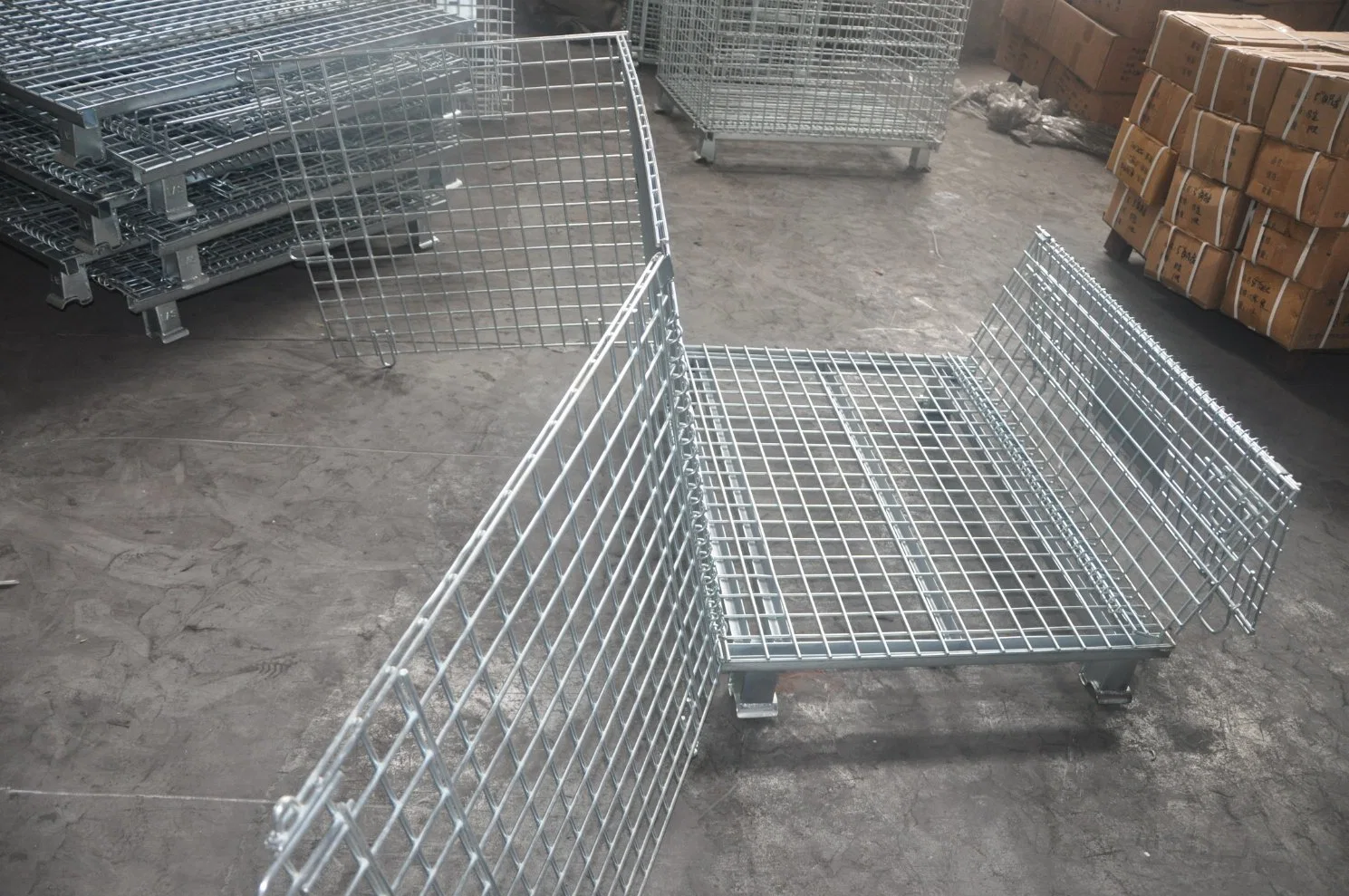 Wire Mesh Decking Box Use for Heavy Duty Pallet Racking Goods Steel Mesh Container