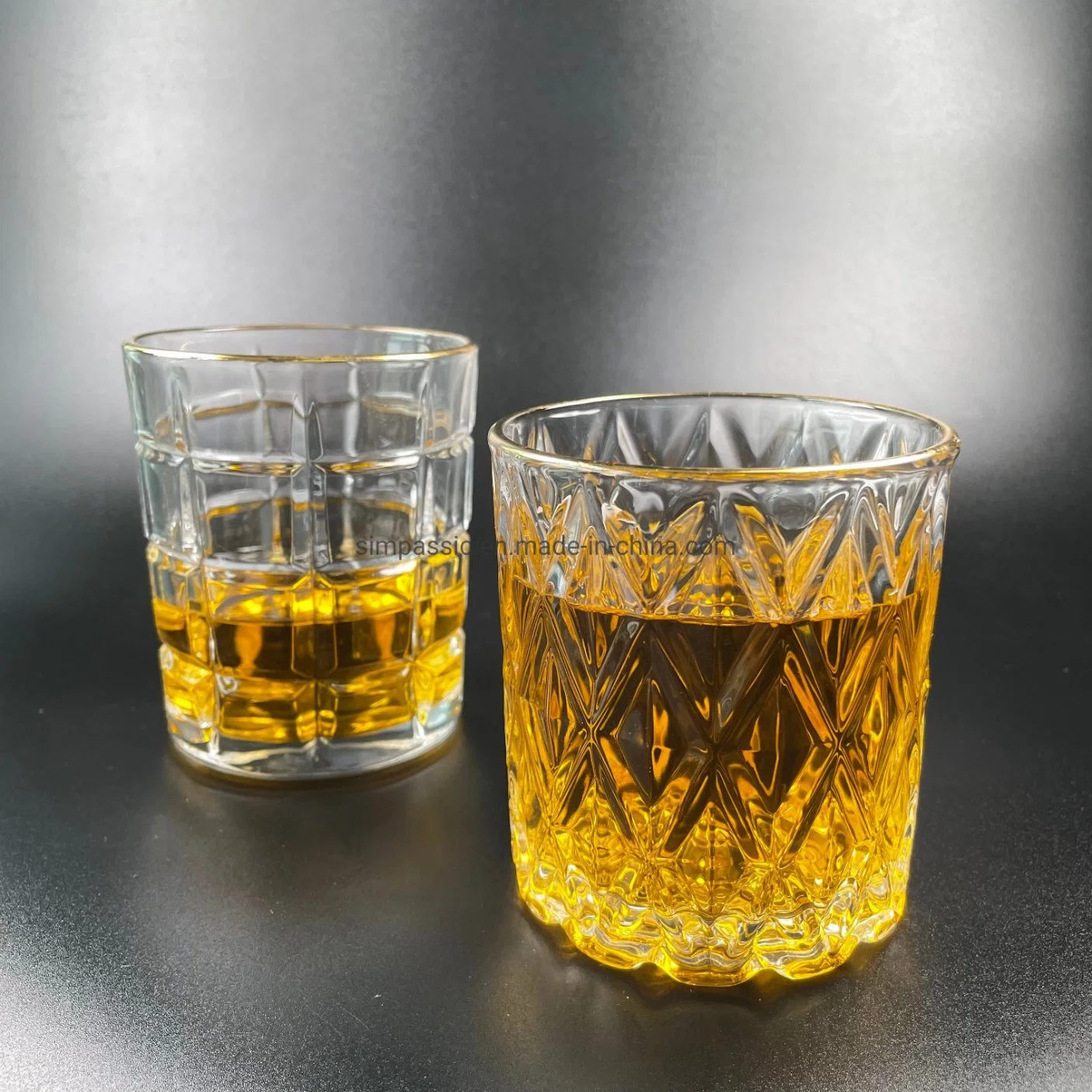 2022 New Design Gold Cup Mouth Whiskey Glass