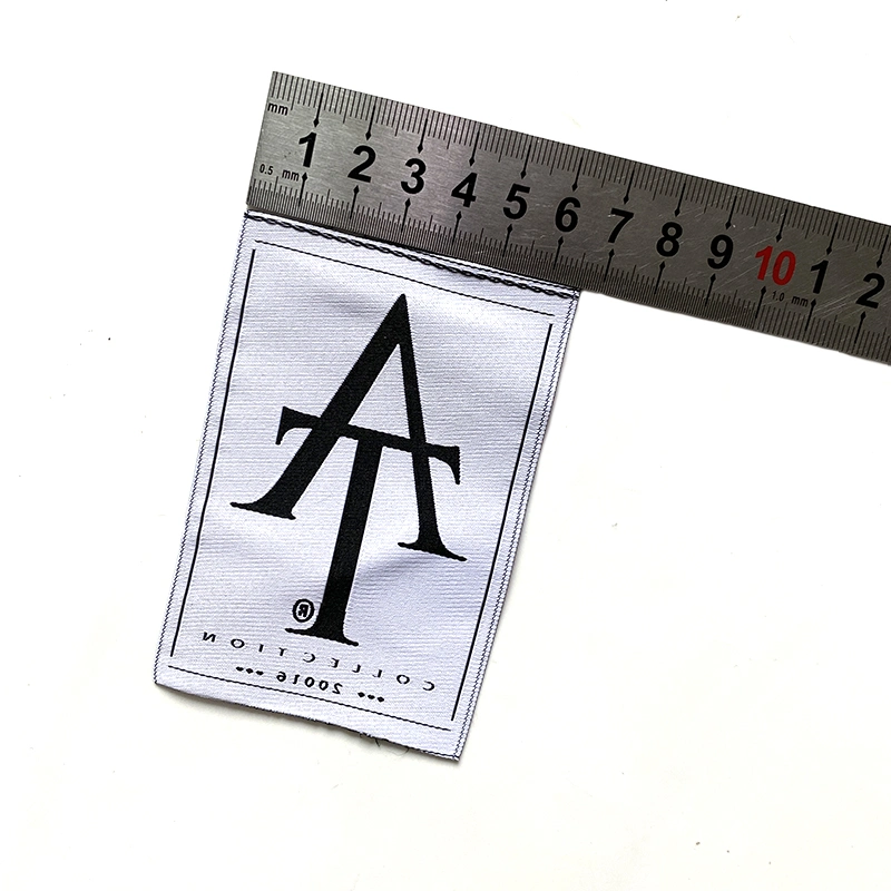 New Arrival Custom Straight Cut Sew on Iron on Fabric Polyester Woven Garment Label Clothing Accessories