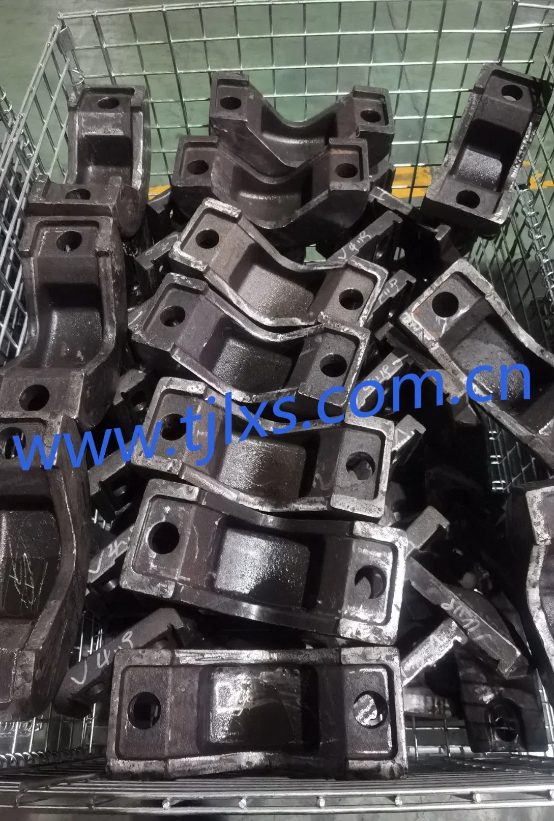 Factory Made Steel Mixer Arm Machining Wear Part with Blade--35#/45# Steel