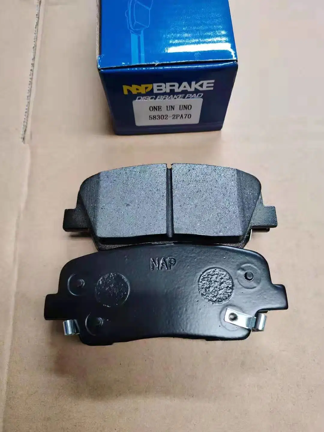 Non-Asbestos Car Accessories Brake Pad for Mitsubishi D6108