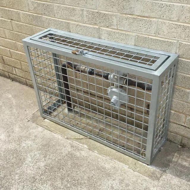 Wholesale/Supplier High Security Cage Customized Heat Pump Wire Mesh Door Cages