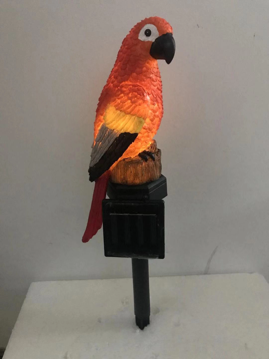 Hot Sale Solar Power Resin Pigeon Statues Garden Decorative Garden Stake Lighting Products