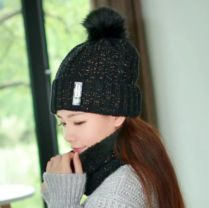 Outdoor Autumn and Winter Plus Velvet Thick Wool Cap Warm Ear Protection Wool Ball Scarf Cap Women's Knitted Hat Set