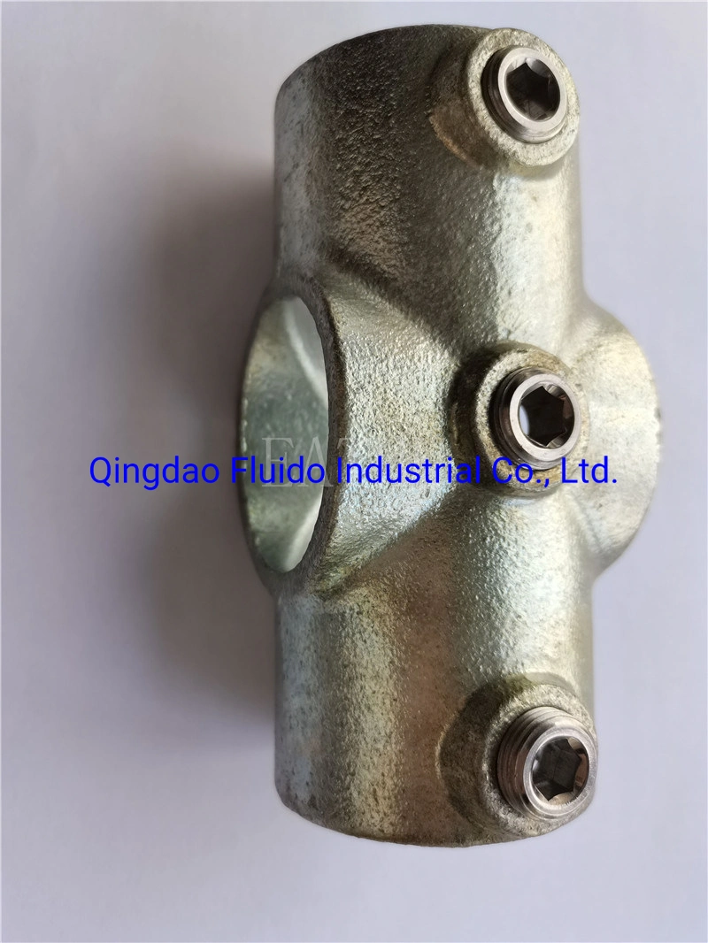 Two Sockets Cross Pipe Clamp Fittings