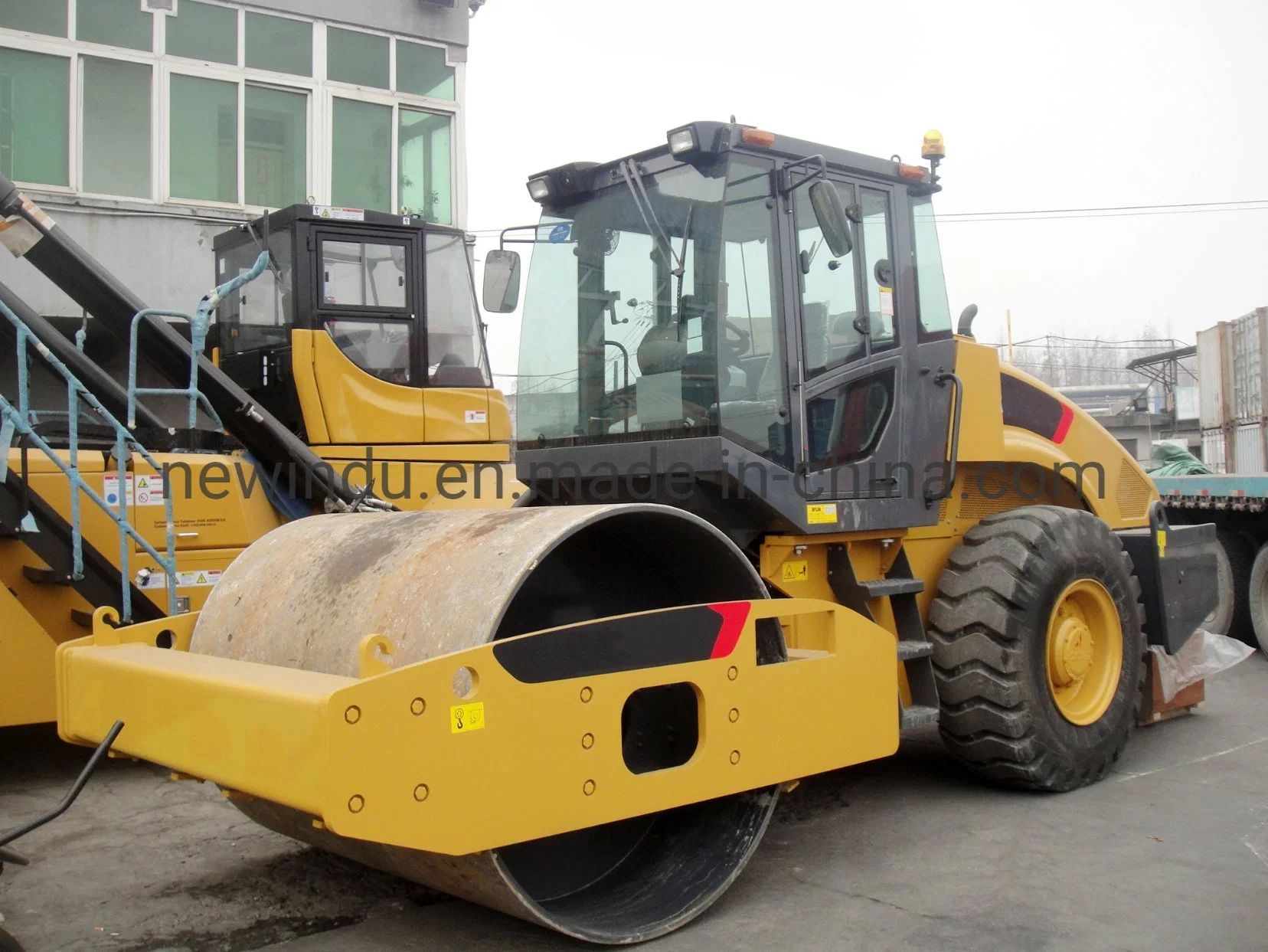 Single Drum Road Roller 12 Ton Roller Xs122 Hydraulic Machine