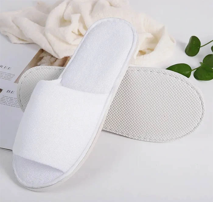 Custom SPA Guest Comfortable White Open Toe Four Season Bathroom Soft Slippers for Hotel Disposable Disposable Slippers Hotel Room Disposable Slippers