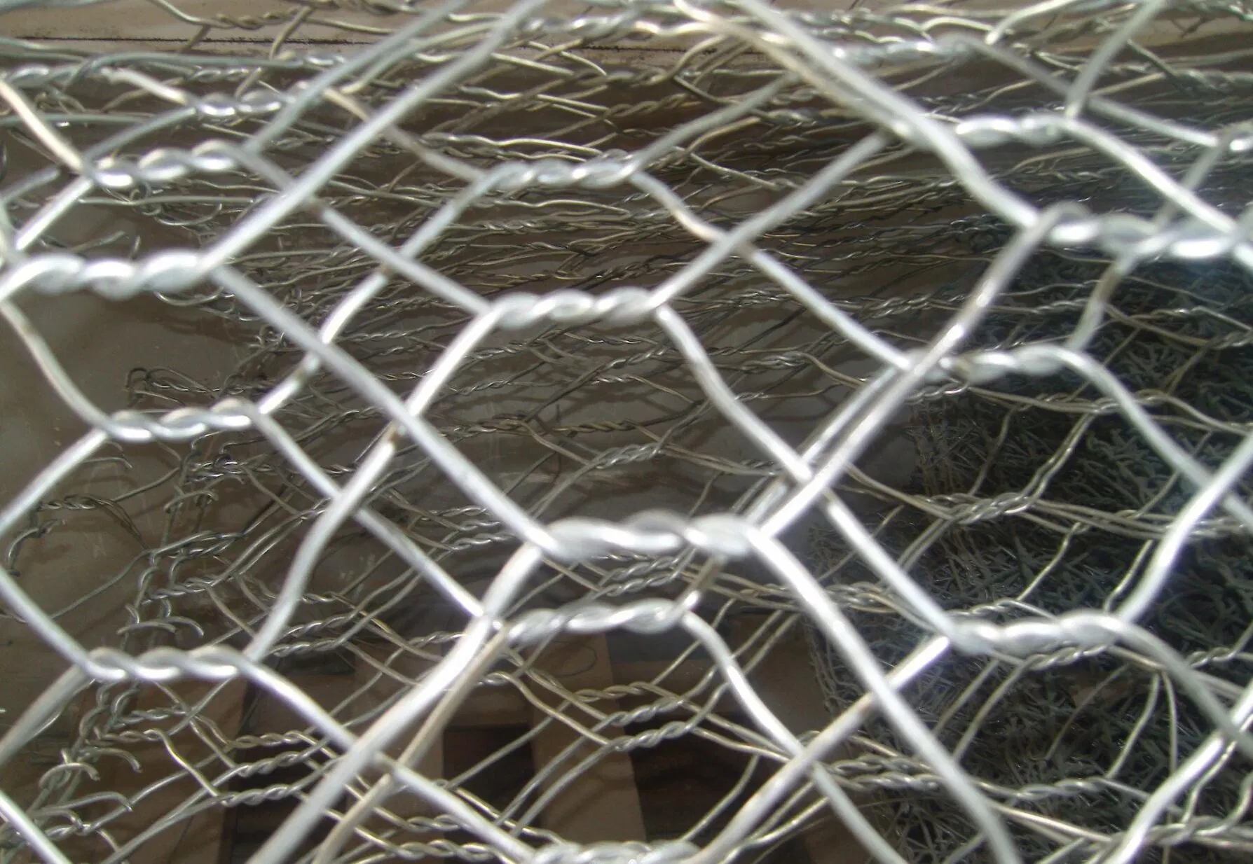 Hot-Dipped galvanizada Malla de Alambre Tejido Hexagonal valla Gabion Box