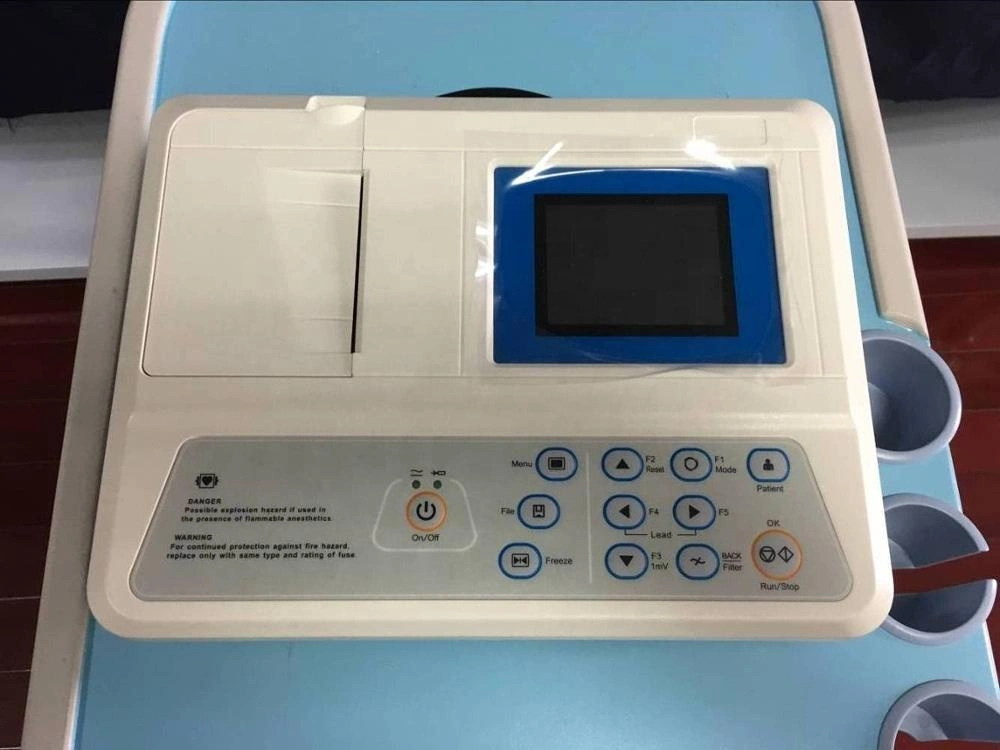 Vente chaude 12 dérivations ECG Canal unique électrocardiographe EKG Machine