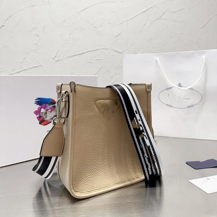 Customized Designer Ugly Leather Ladies Small Shoulder Purses PU Sling Bag Handbags