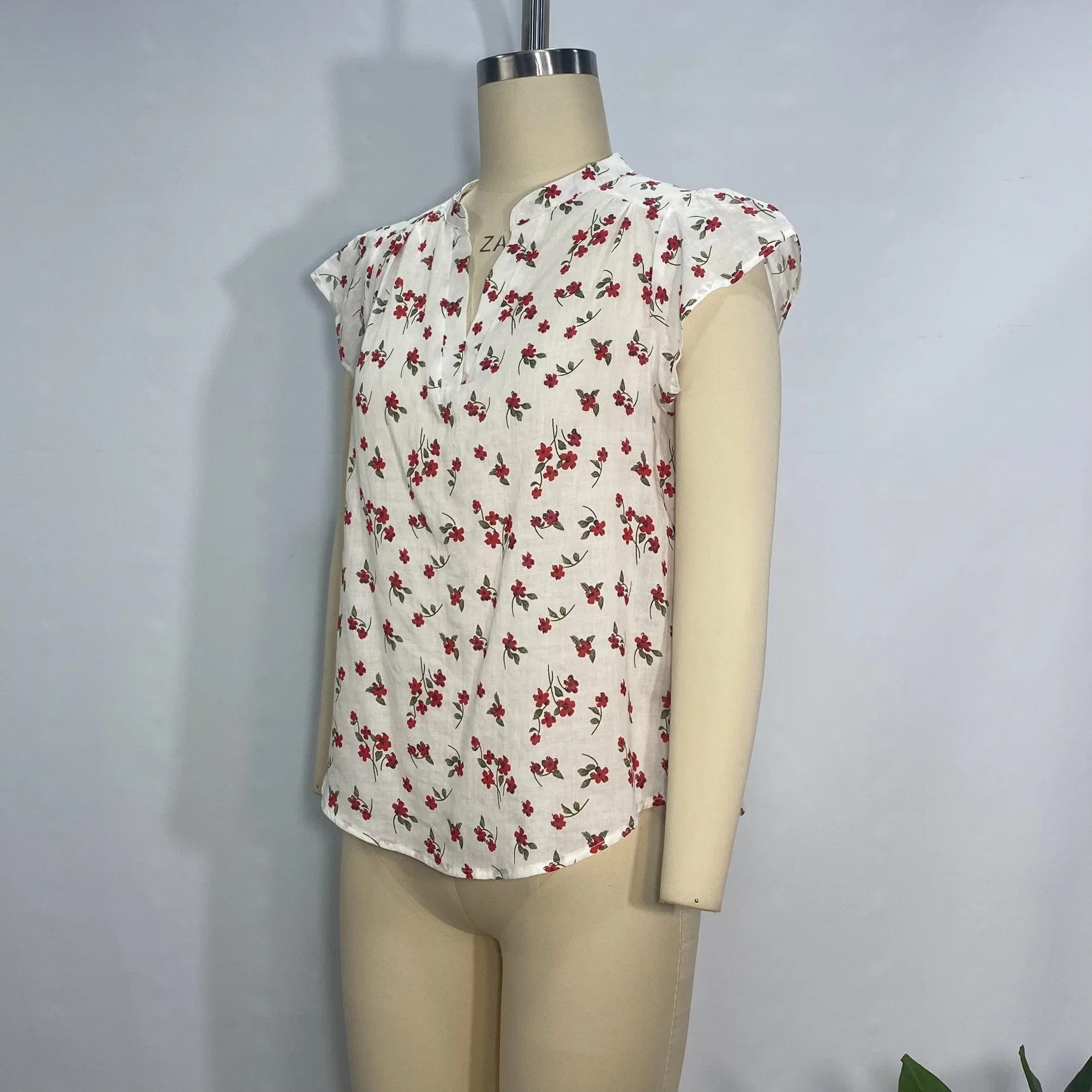 Manchon d'été personnalisé nouveau court encolure en V imprimé floral Lady Tops