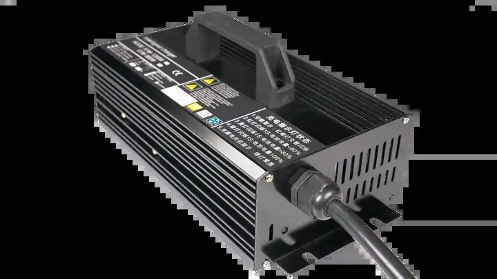 Alta qualidade Hy 600W 110V/220V 12V 24V 36V 48V 60V Bateria de lítio de 70 V 30A 20A 15A 10A 8A 5A Carregador