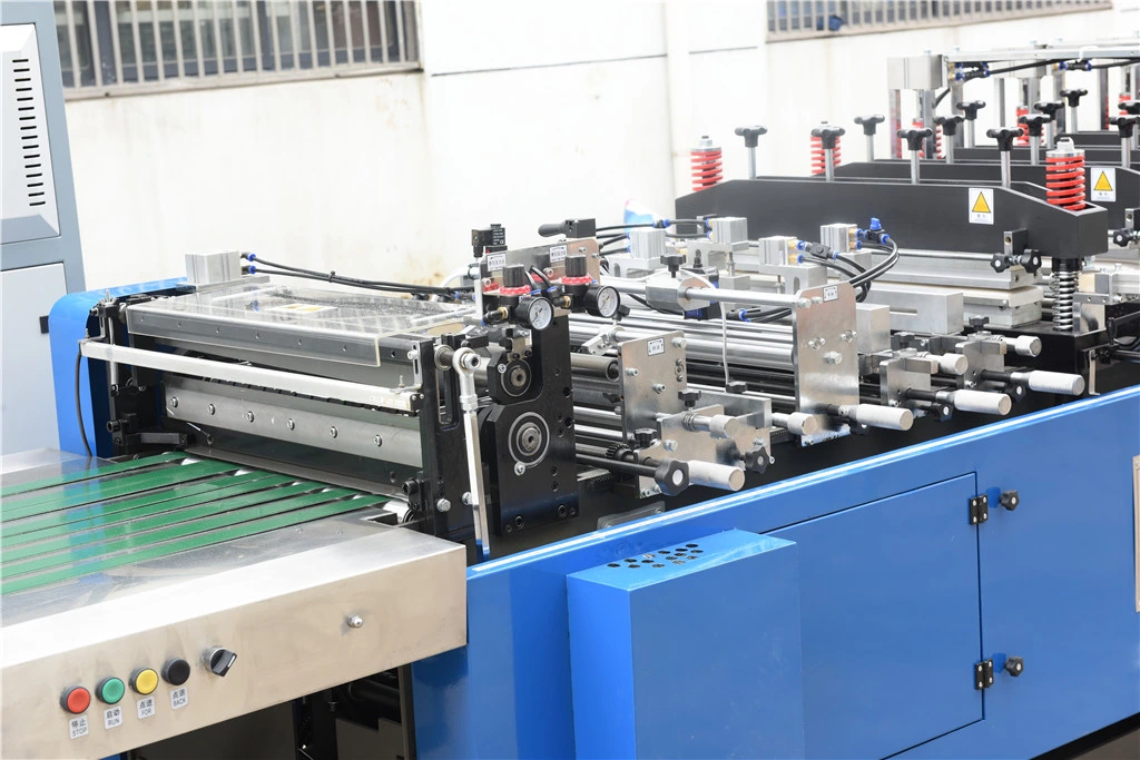 Specialized Designed Plastic 3 Sides Sealing Machine Packaged with Stretch Film