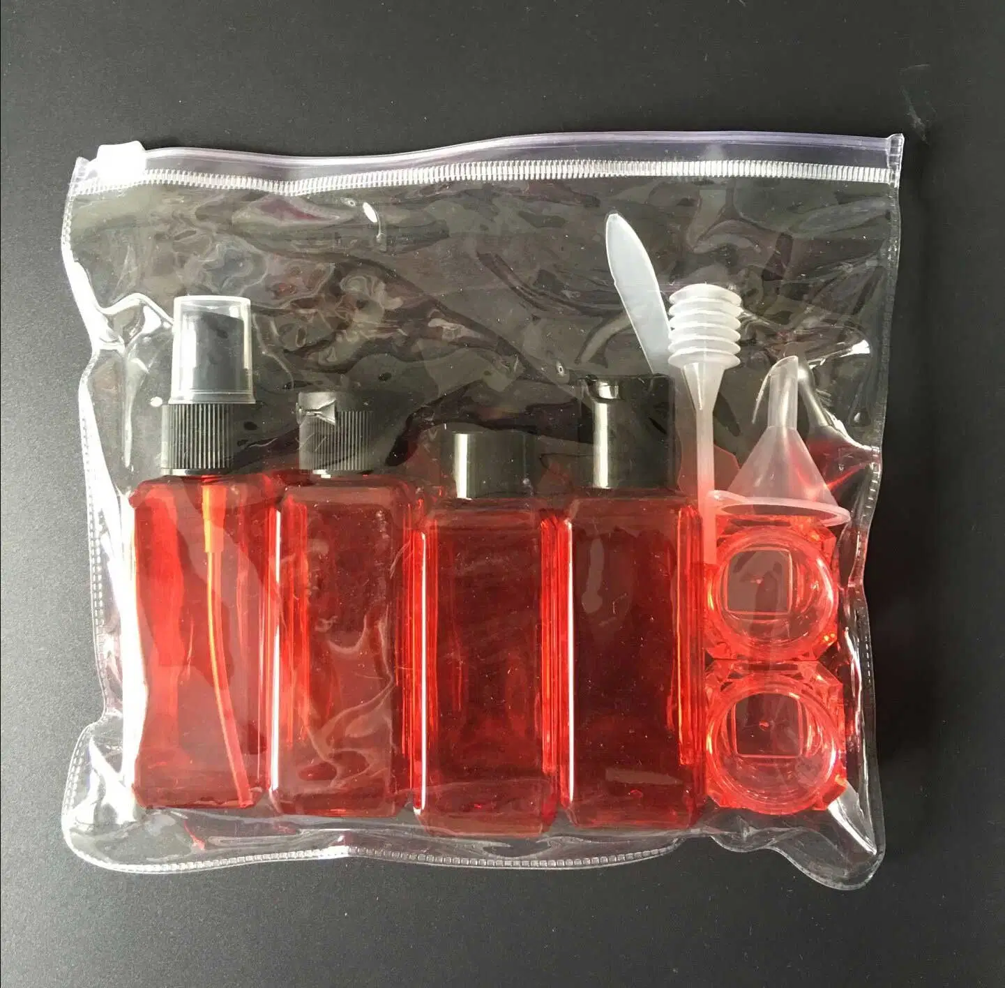 Hot Pet Sell Plastic Travel Kit/Travel Cosmetic Bottle Set with PVC Bag
