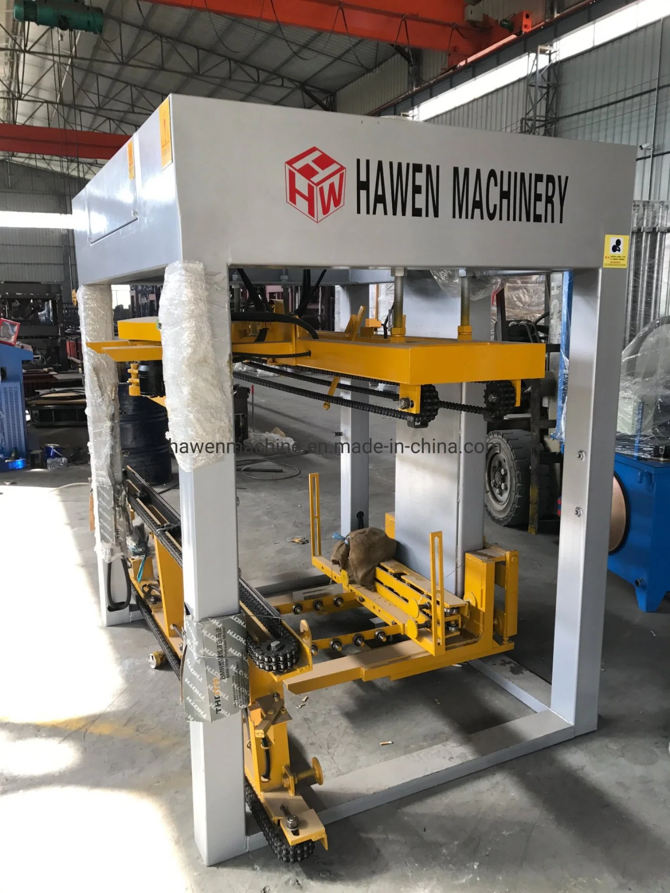 Manufacturer Price Full Automatic Hydraulic Concrete Cement Hollow Paving Brick Block Making Machine