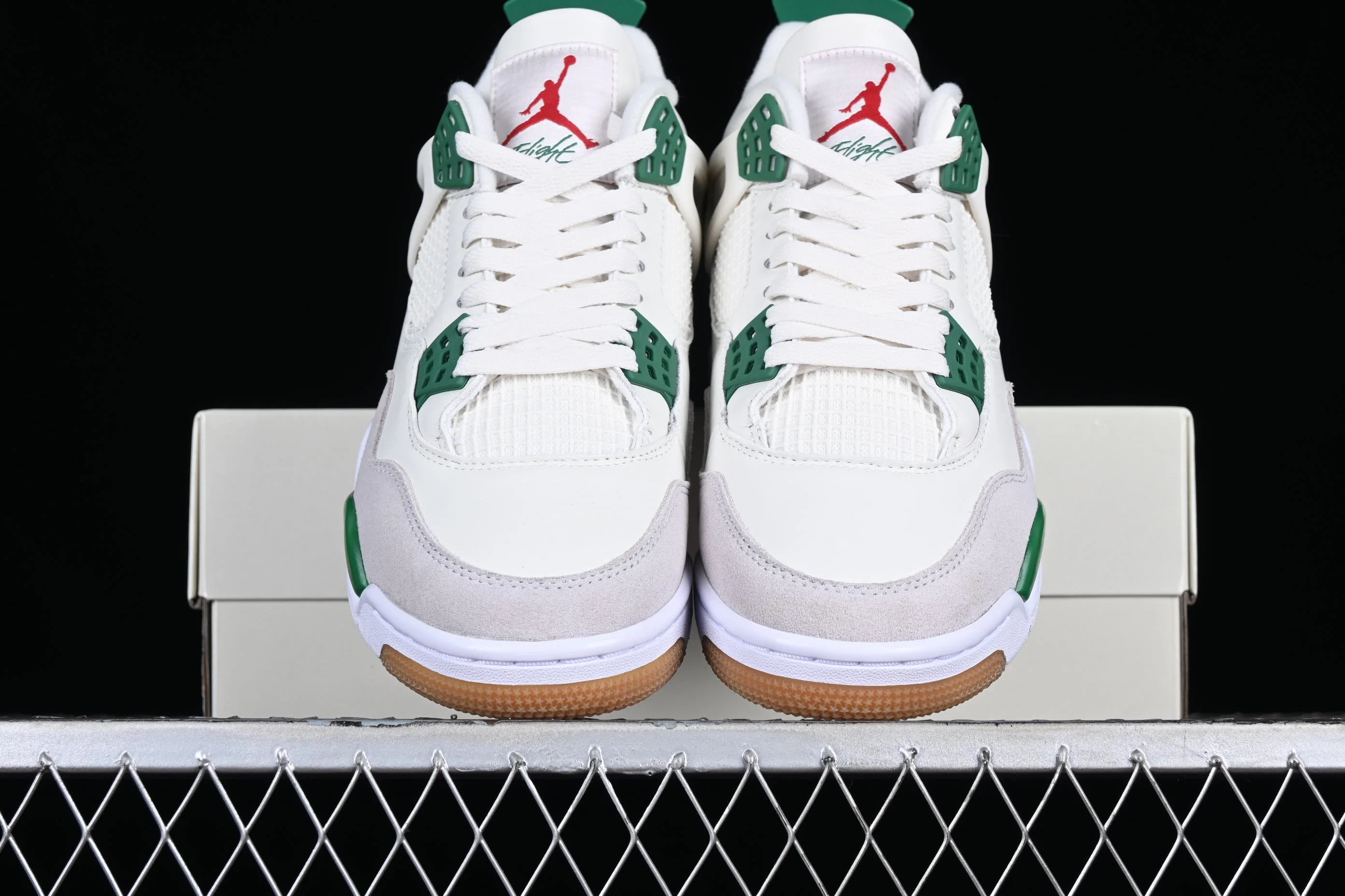 Sb X Air Jordan 4 "Pine Green" Nike Baketball Shoes for Men