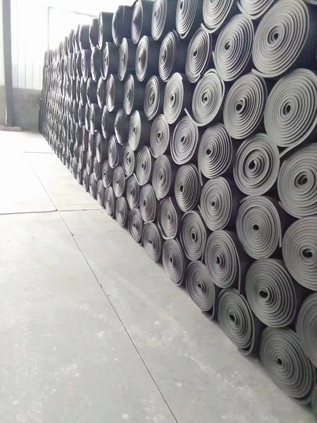 Air Conditioning Pipe Refrigeration Unit Insulation Special Rubber and Plastic Insulation Pipe