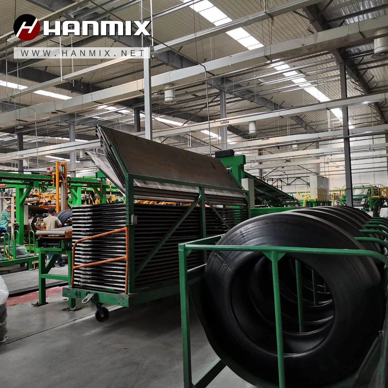 Hanmix Truck & Bus Tire Radial Tyre Long Haul Highway Standard Road All Steel Radial Truck Tyre TBR Tyre Truck and Bus Tyres 295/75r 22.511r24.5 11r22.5