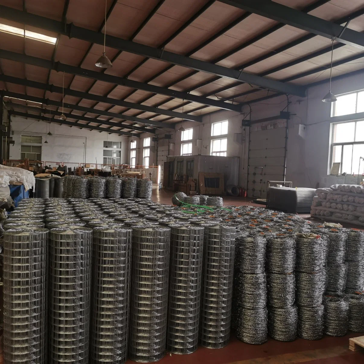 Anping Factory hardware Cloth Hog cable Fencing Acero inoxidable soldado Malla de alambre Crianza de cercado Pollo alambre malla de alambre oveja de cercado Y Goat Fence Fencing Netting