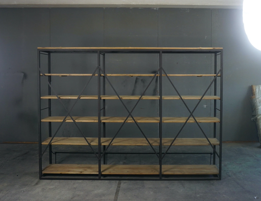 Reclaimed Fir Wood with Grey White Iron Metal Shelf